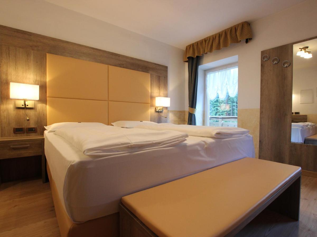 Hotel Rosalpina Soraga Esterno foto