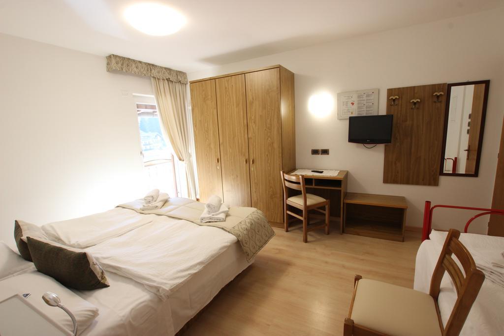 Hotel Rosalpina Soraga Esterno foto