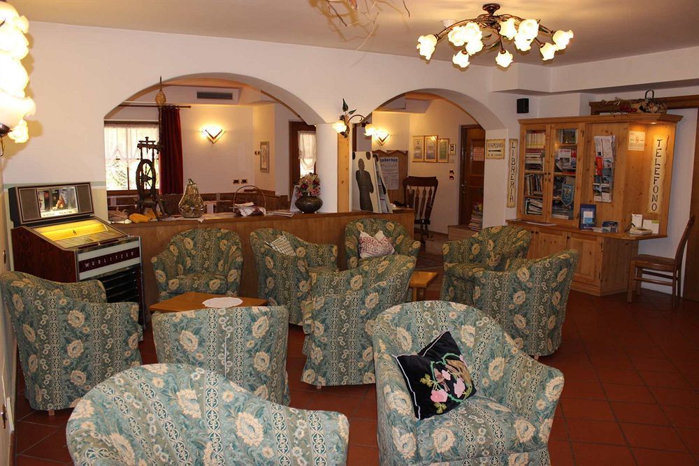 Hotel Rosalpina Soraga Esterno foto